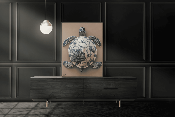 WANDBILD "Porzellan-Schildkröte mit floralen Motiven – Delfter Blue Stil" – Acrylglas & Alu-Dibond | Exklusive Limitierte und Moderne Kunst | 1 von 50 Weltweit in Museumsqualität