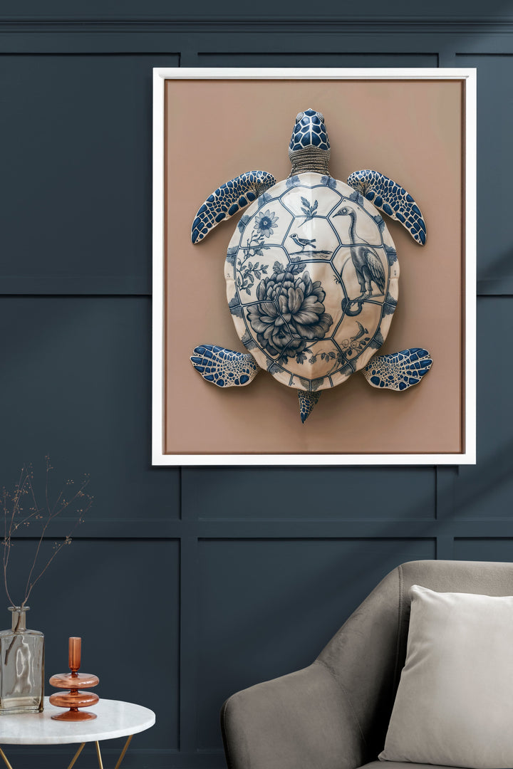 WANDBILD "Porzellan-Schildkröte mit floralen Motiven – Delfter Blue Stil" – Acrylglas & Alu-Dibond | Exklusive Limitierte und Moderne Kunst | 1 von 50 Weltweit in Museumsqualität
