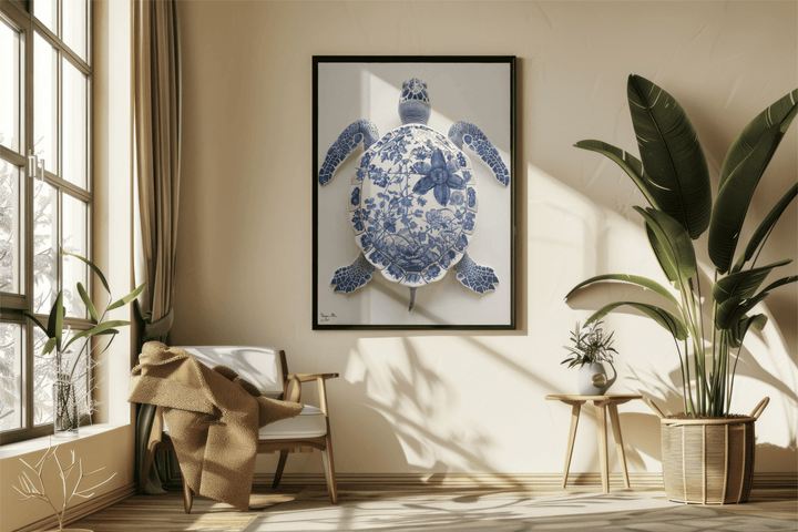 WANDBILD "Porzellan-Schildkröte mit botanischen Motiven – Delfter Blue Stil" – Acrylglas & Alu-Dibond | Exklusive Limitierte und Moderne Kunst | 1 von 50 Weltweit in Museumsqualität