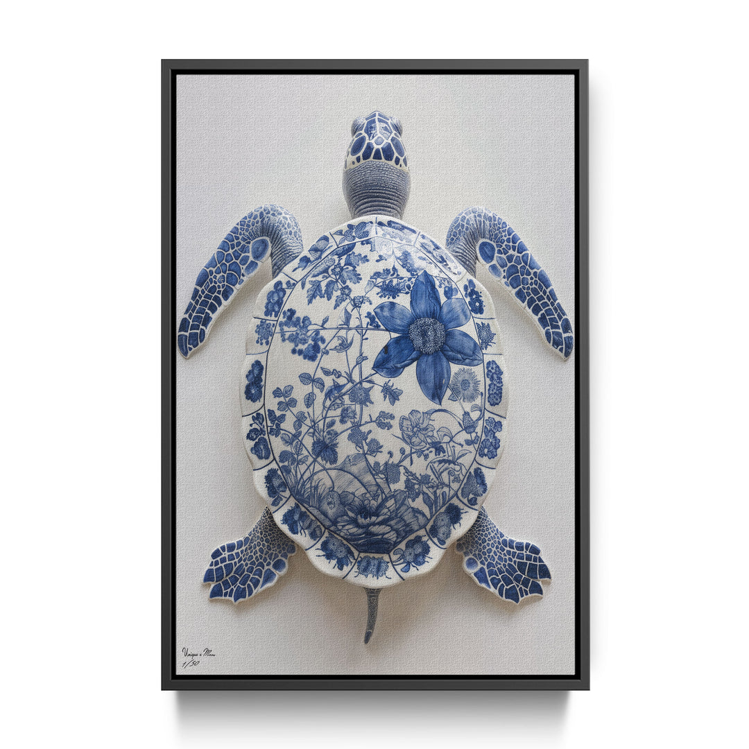 WANDBILD "Porzellan-Schildkröte mit botanischen Motiven – Delfter Blue Stil" – Acrylglas & Alu-Dibond | Exklusive Limitierte und Moderne Kunst | 1 von 50 Weltweit in Museumsqualität